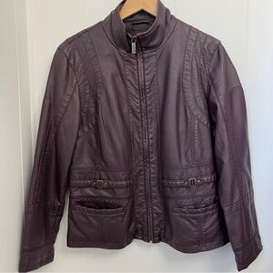 𝅺woman’s Purple Leather Like Jacket Size Large